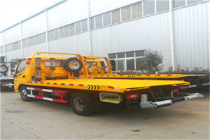 罗山附近拖车救援搭电