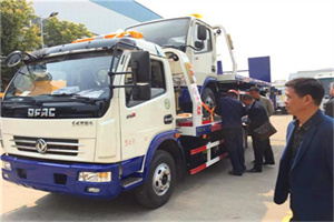 罗山汽车道路救援拖车价格